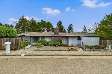 Beach Home Sale Pending in Eureka, California