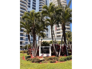 Beach Condo For Sale in Aventura, Florida