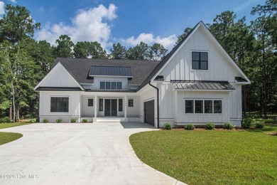 Beach Home For Sale in Supply, North Carolina