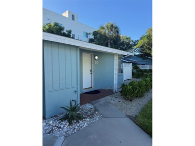 Beach Townhome/Townhouse For Sale in Sarasota, Florida