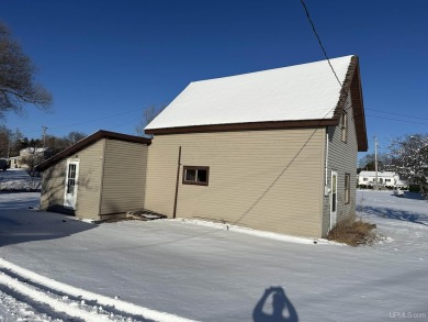 Beach Home Sale Pending in Garden, Michigan