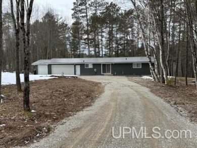 Beach Home Sale Pending in Rapid River, Michigan