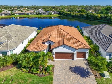 Beach Home For Sale in Sarasota, Florida