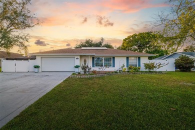 Beach Home For Sale in Bradenton, Florida