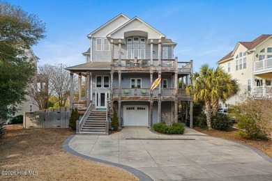 Beach Home For Sale in Emerald Isle, North Carolina