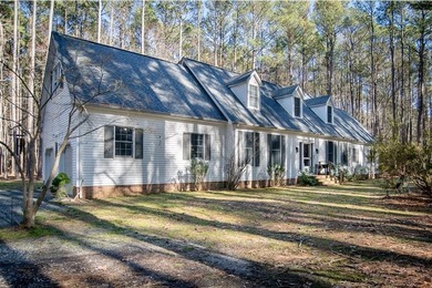 Beach Home For Sale in Jamesville, Virginia