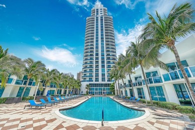 Beach Condo For Sale in Hallandale Beach, Florida