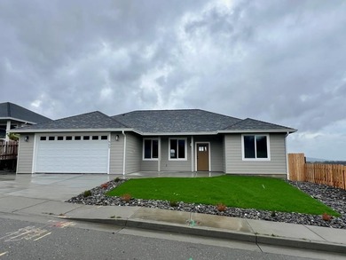 Beach Home For Sale in Fortuna, California