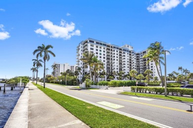 Beach Condo For Sale in West Palm Beach, Florida