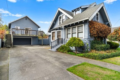 Beach Home For Sale in Eureka, California