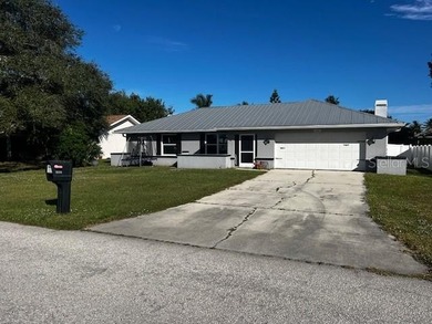 Beach Home For Sale in Fort Myers, Florida