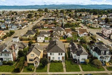 Beach Home For Sale in Eureka, California