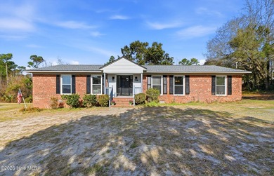 Beach Home For Sale in Hampstead, North Carolina