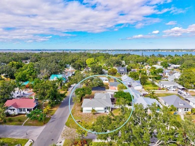Beach Home For Sale in Bradenton, Florida