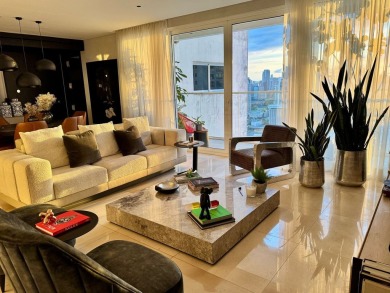 Beach Home For Sale in Panama City,
