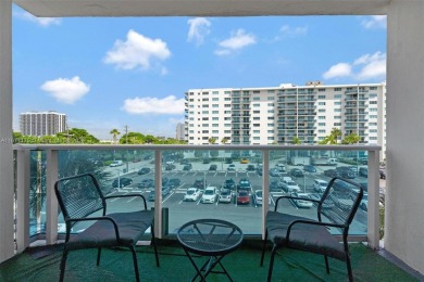 Beach Condo For Sale in North Bay Village, Florida