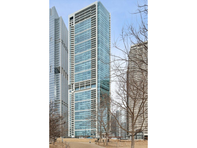 Beach Condo For Sale in Chicago, Illinois