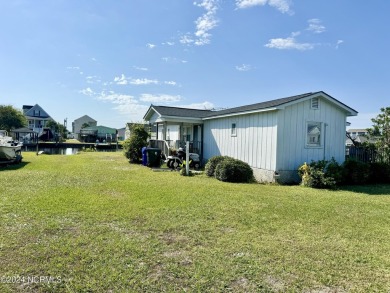 Beach Home For Sale in Surf City, North Carolina