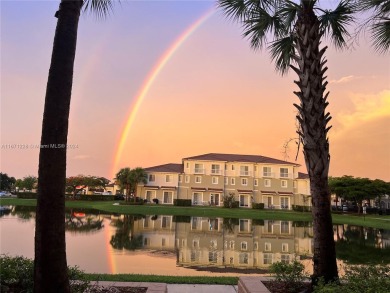 Beach Townhome/Townhouse For Sale in Miramar, Florida