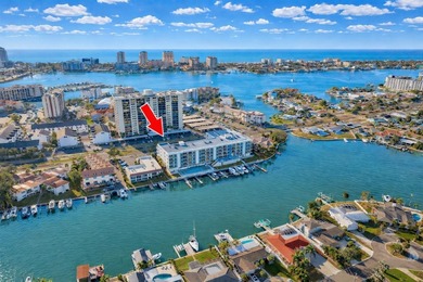 Beach Condo For Sale in Clearwater Beach, Florida