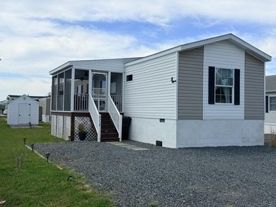 Beach Home Sale Pending in Chincoteague Island, Virginia