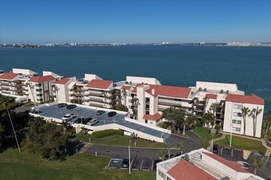 Beach Condo For Sale in St. Petersburg, Florida