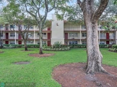 Beach Condo For Sale in Pembroke Pines, Florida