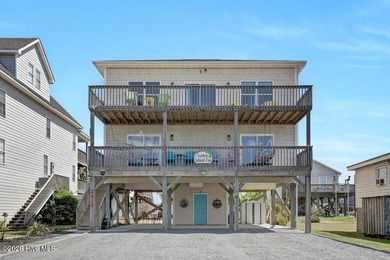Beach Home For Sale in North Topsail Beach, North Carolina