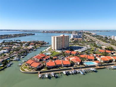 Beach Condo For Sale in St. Petersburg, Florida