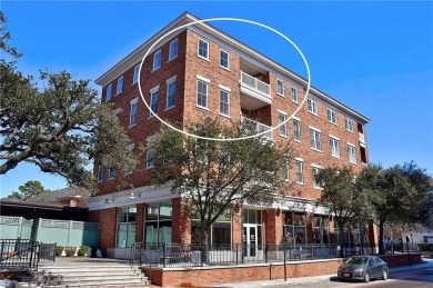 Beach Condo For Sale in Norfolk, Virginia