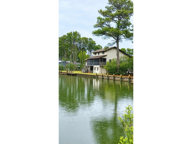 Beach Home For Sale in Chincoteague Island, Virginia