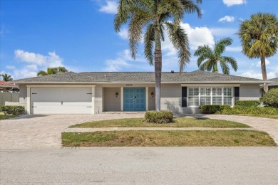 Beach Home For Sale in Tampa, Florida