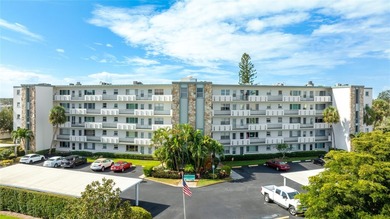 Beach Condo For Sale in Bradenton, Florida