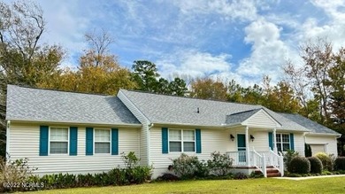 Beach Home For Sale in Morehead City, North Carolina
