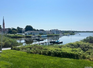 Beach Home For Sale in Southampton, New York