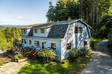 Beach Home For Sale in Eureka, California