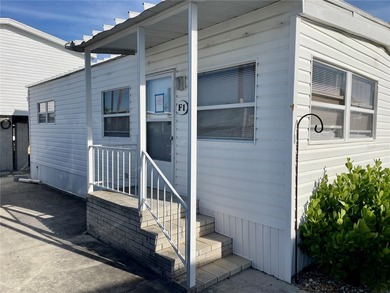 Beach Home For Sale in Longboat Key, Florida