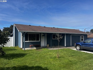 Beach Home For Sale in Gold Beach, Oregon