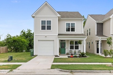 Beach Home For Sale in Wilmington, North Carolina
