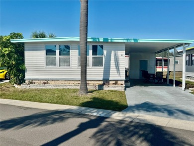 Beach Home For Sale in St. Petersburg, Florida