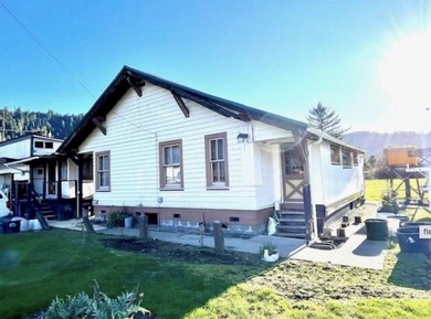 Beach Home For Sale in Orick, California