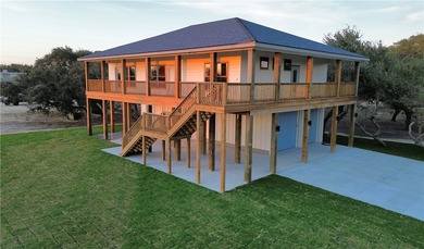 Beach Home For Sale in Rockport, Texas