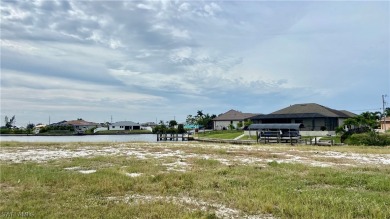 Beach Lot For Sale in Cape Coral, Florida