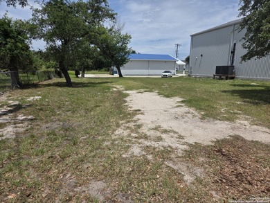 Beach Lot Sale Pending in Rockport, Texas