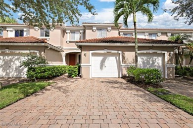 Beach Townhome/Townhouse For Sale in Fort Myers, Florida