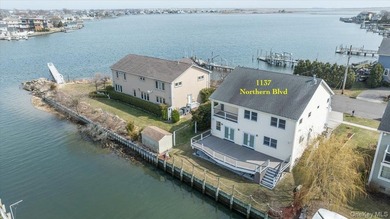 Beach Home For Sale in Baldwin Harbor, New York