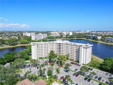 Beach Condo For Sale in Pompano Beach, Florida