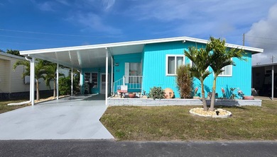 Beach Home For Sale in Nokomis, Florida