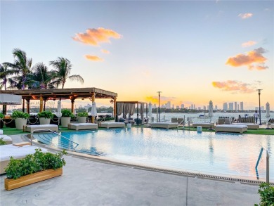 Beach Condo For Sale in Miami Beach, Florida