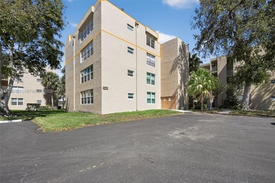 Beach Condo For Sale in Davie, Florida
